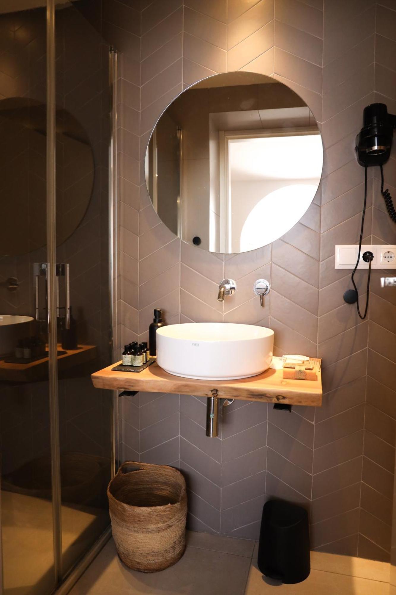 Cala Vadella Beachwalk Suites Bilik gambar